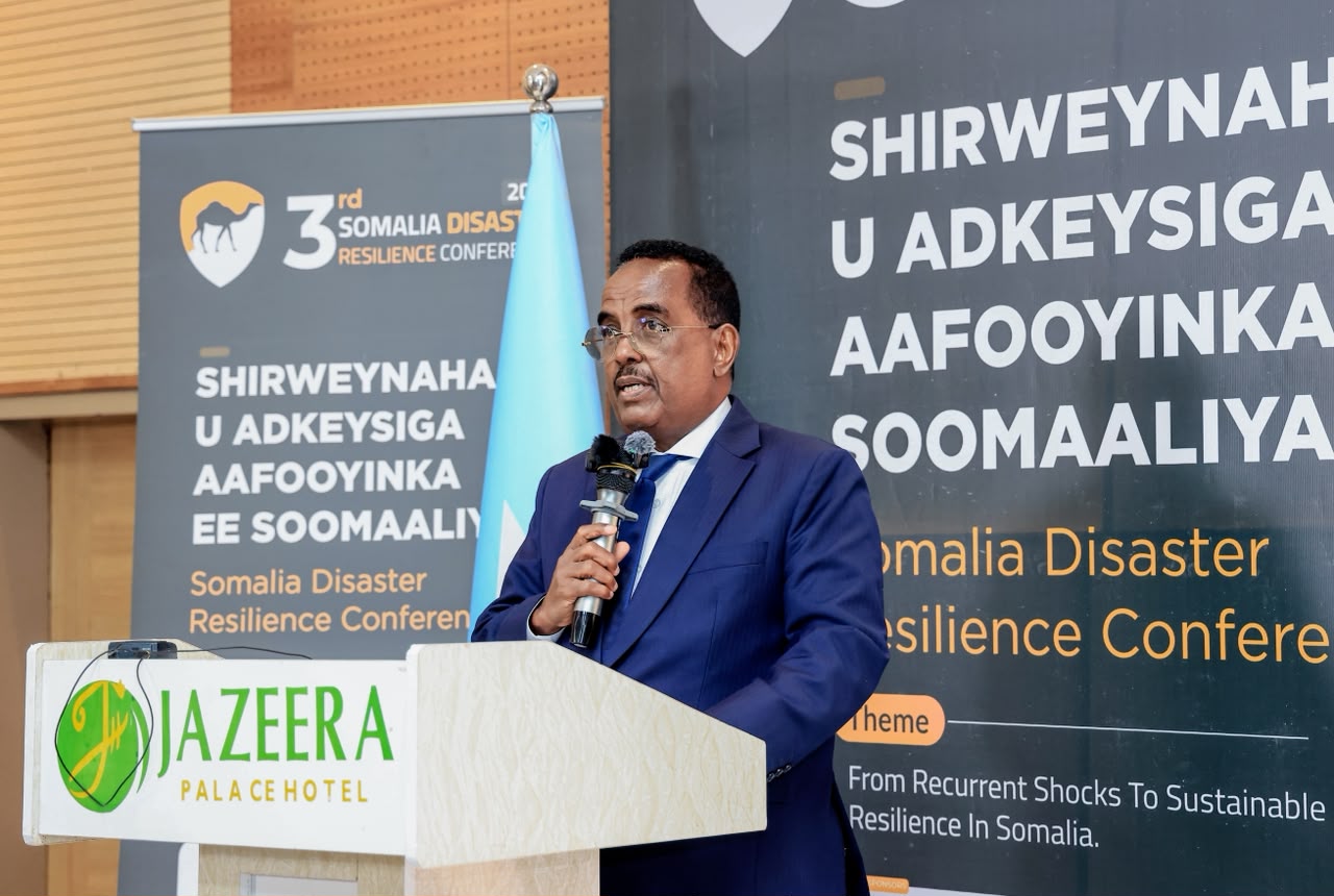 Wasiirka Arrimaha Gudaha Soomaaliya oo Daahfuray Meertada 3-aad ee Shirweynaha U Adkeysiga Aafooyinka Soomaaliya.