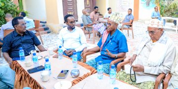 Wasiir Cali Xoosh Oo Waqti La Qaatay Shacabka Jowhar