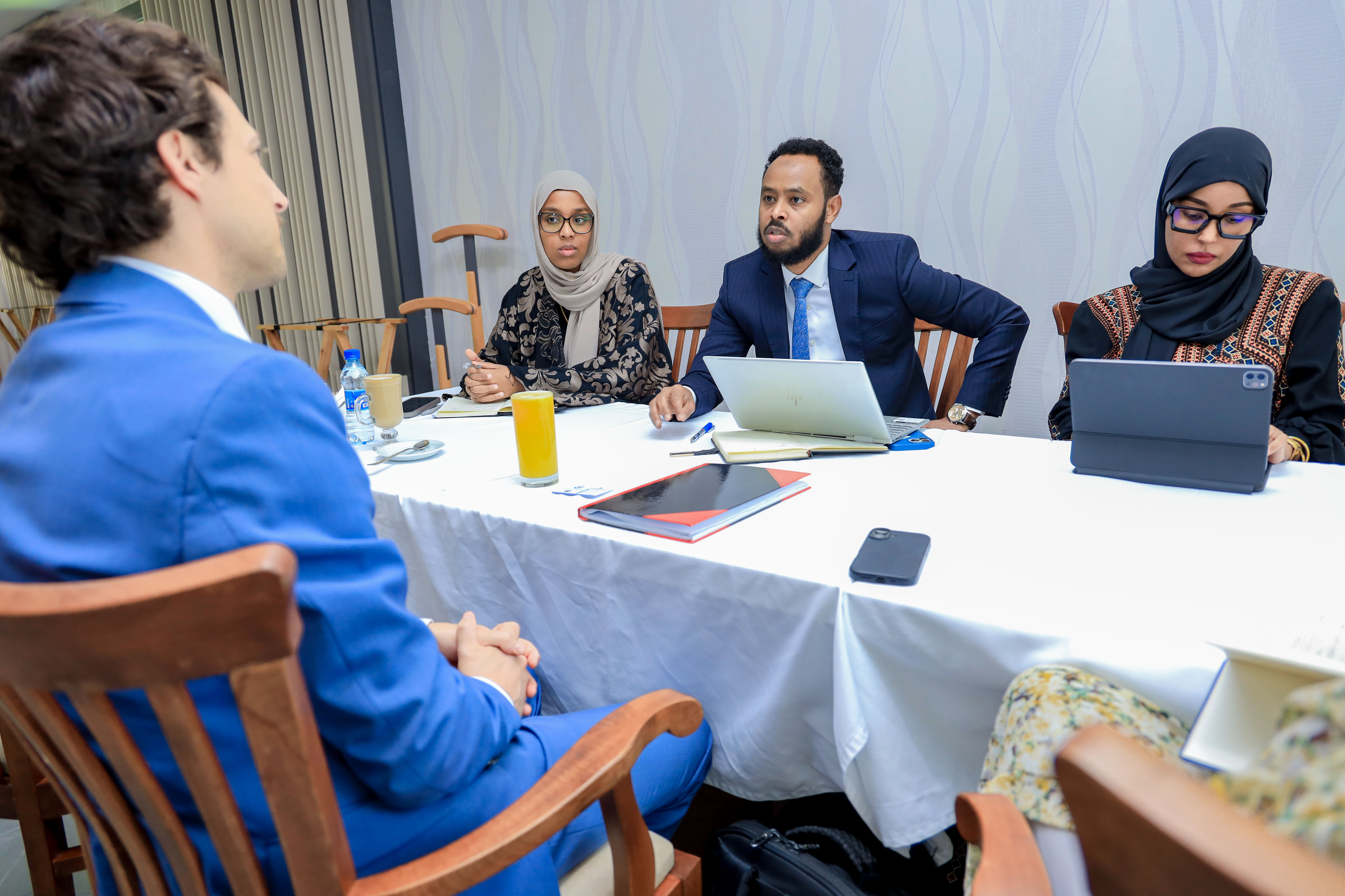 Agaasime Guud Oo la kulmay mas’uulka safaaradda Jarmalka ee Barnaamijka Xasillinta